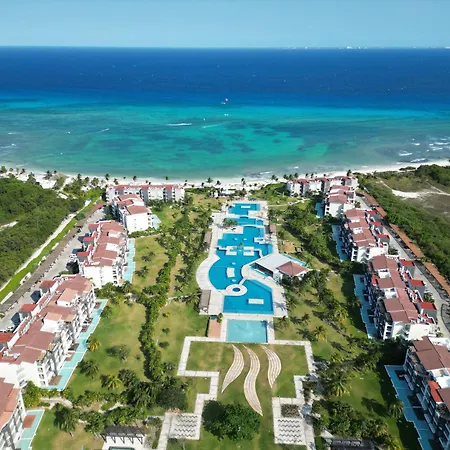 Mareazul Luxury Ocean View Penthouse And Private Beach Club